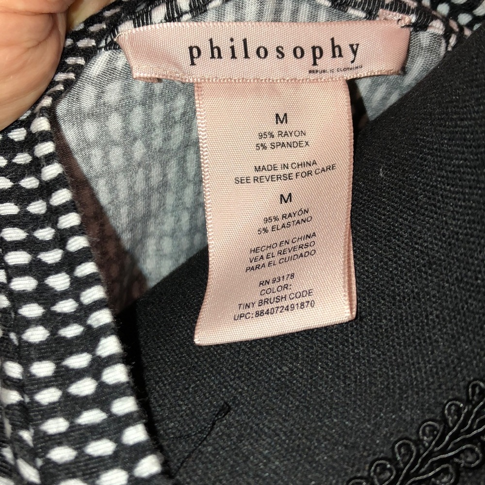 Philosophy-Black/White Pattern-Flattering Cut - image 8